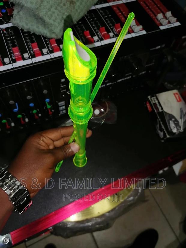 Plastic Flute - main view