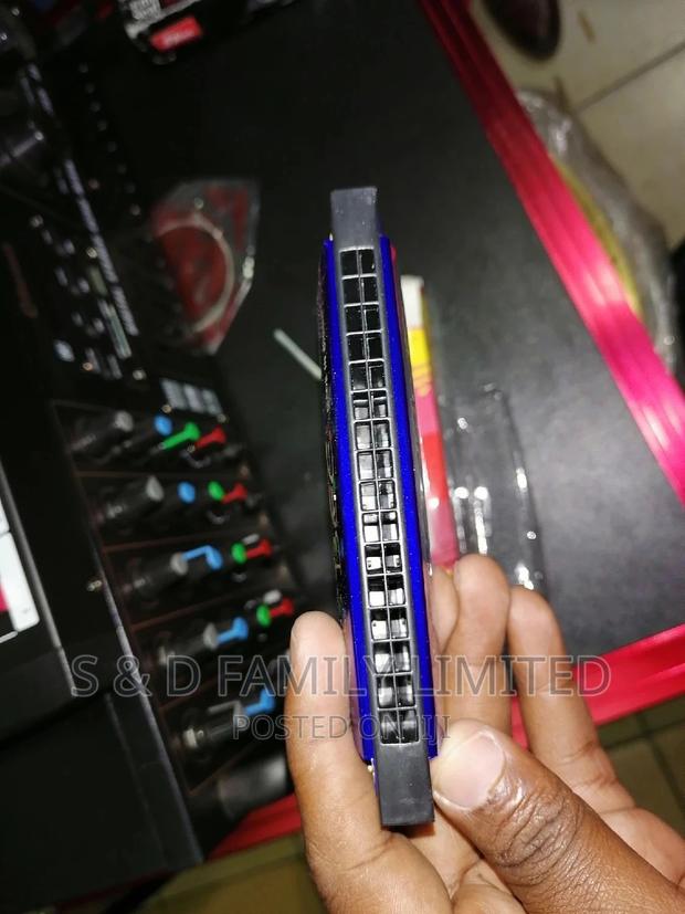 Harmonica 16 Holes - main view