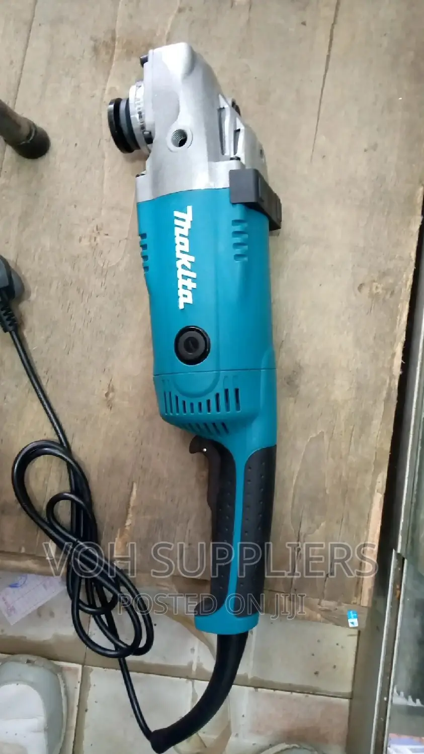 Makita 2100w Grinding Machine
