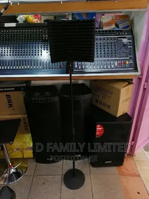 Studio Booth Sound Reflection Absorbing Wall
