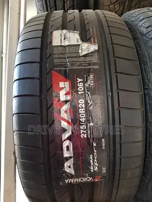 275/40 R 20 Yokohama Advan Tyre