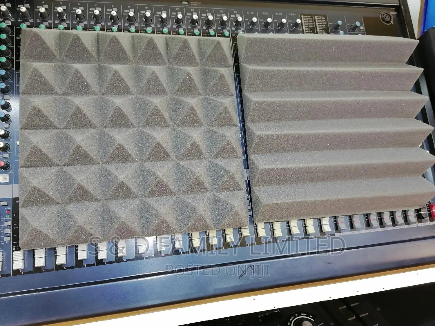 Studio Bass Traps Acoustic Pads 35cm By 35cm