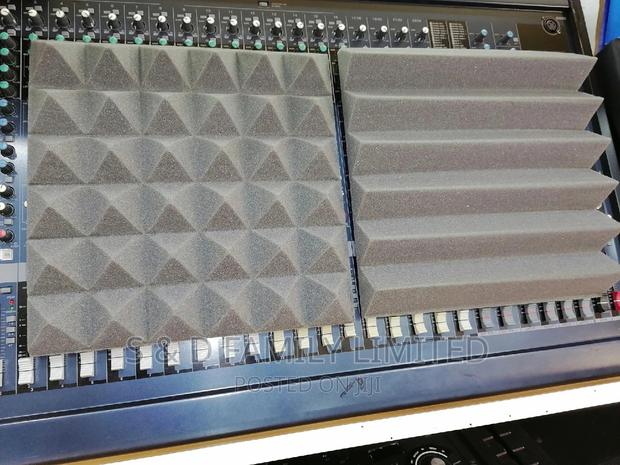 Studio Bass Traps Acoustic Pads 35cm By 35cm