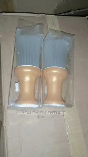 Powder Brush