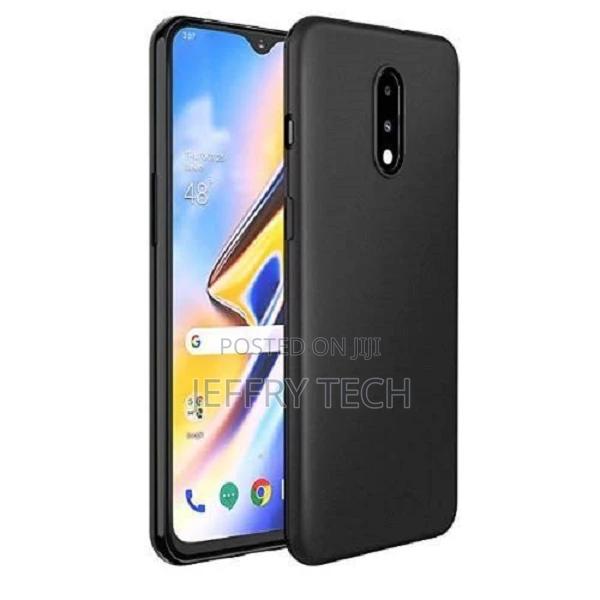 One Plus 7 Silicon Back Case - main view