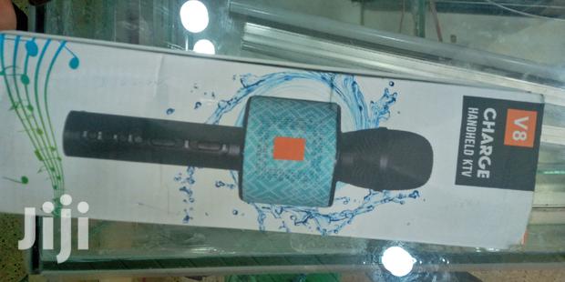 V8 Wireless Bluetooth Portable Karaoke Microphone - thumbnail 5