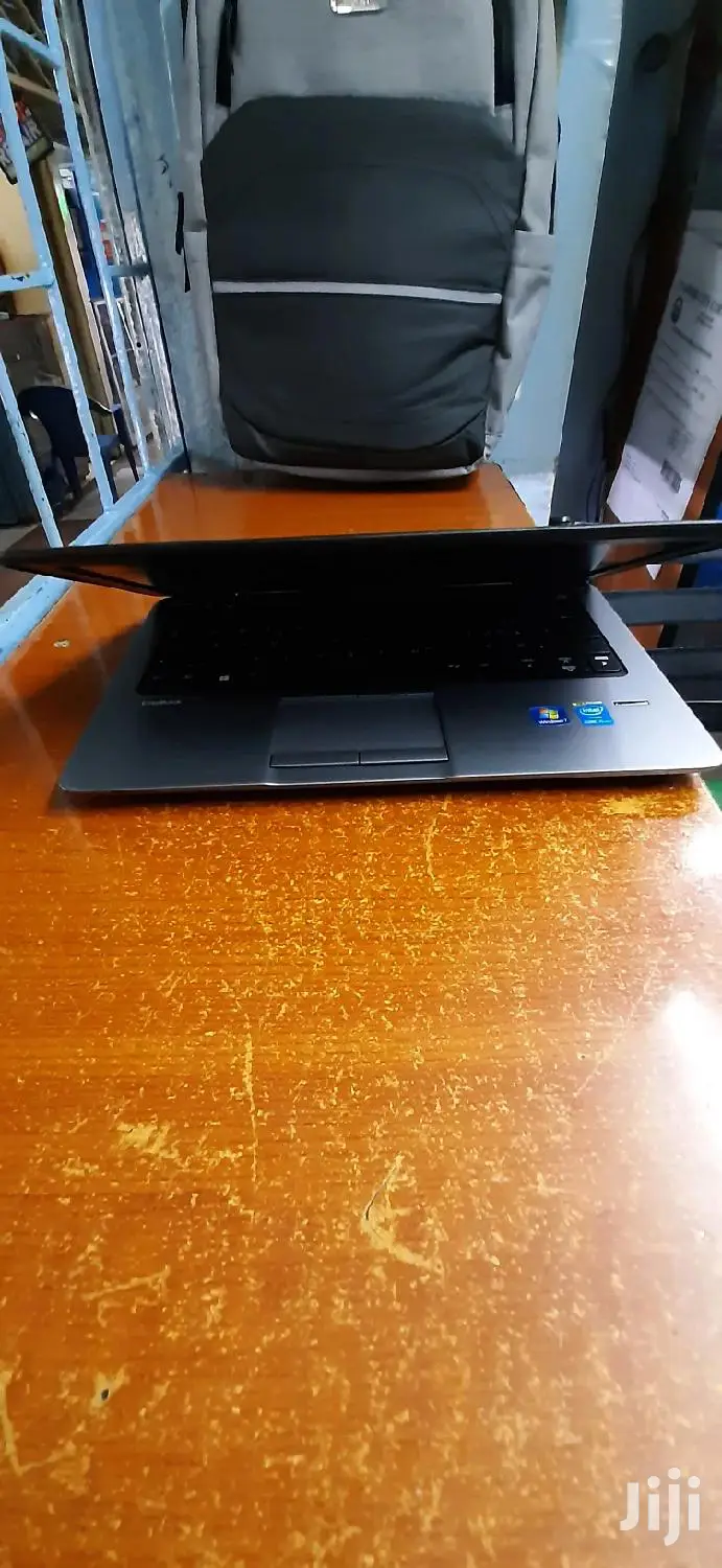 Laptop HP EliteBook 820 G1 4GB Intel Core I5 HDD 500GB
