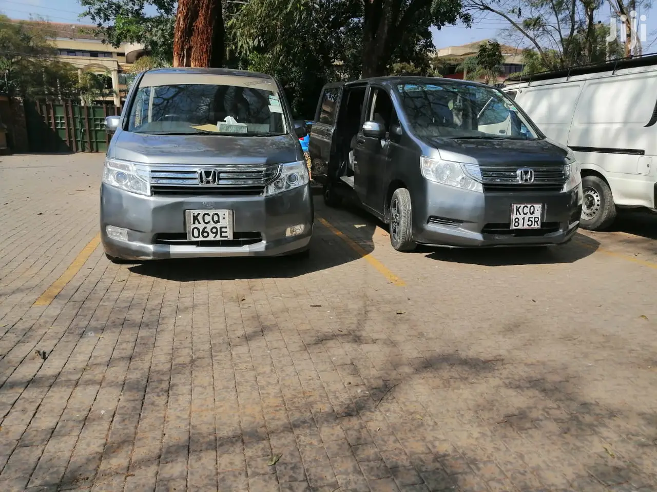 Alphard/ Noah/ Stepwagon/Serena 7 Seater Vans for Hire