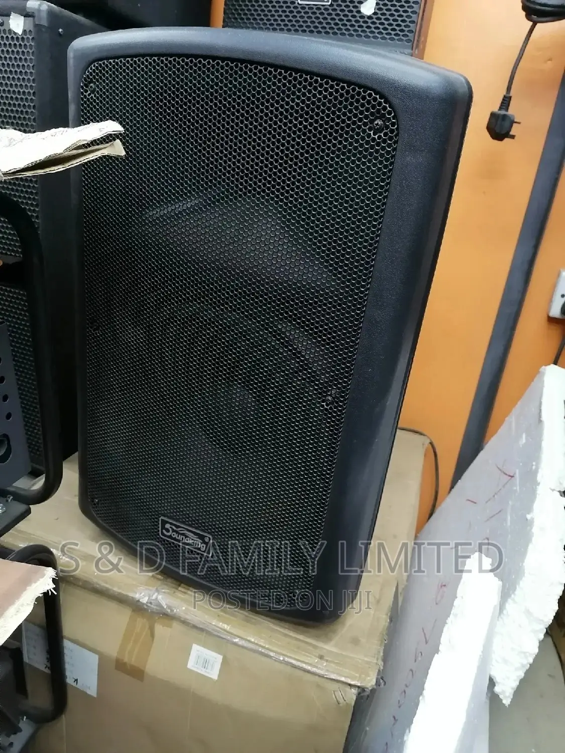 Soundking 12 Inches Active Speaker