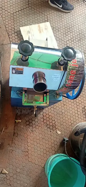 Sugarcane Juice Extractor