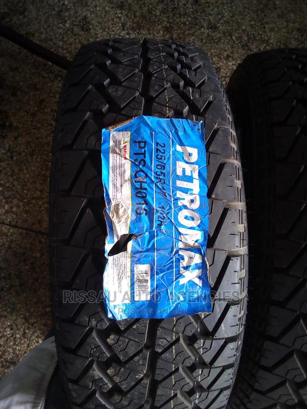 225/65 R 17 Petromax at Tyres