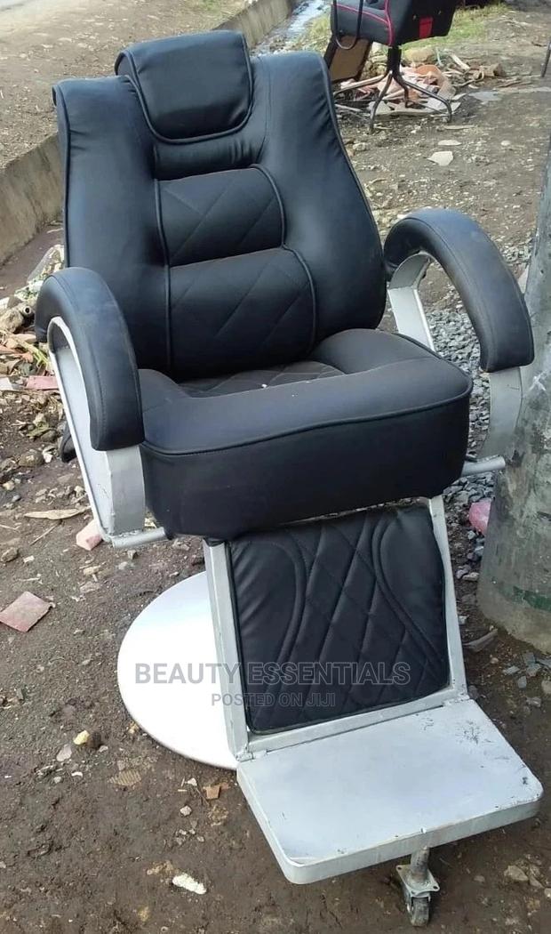 Barber Chair - main view