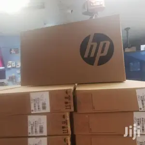 New Laptop HP 4GB Intel Core I3 1T