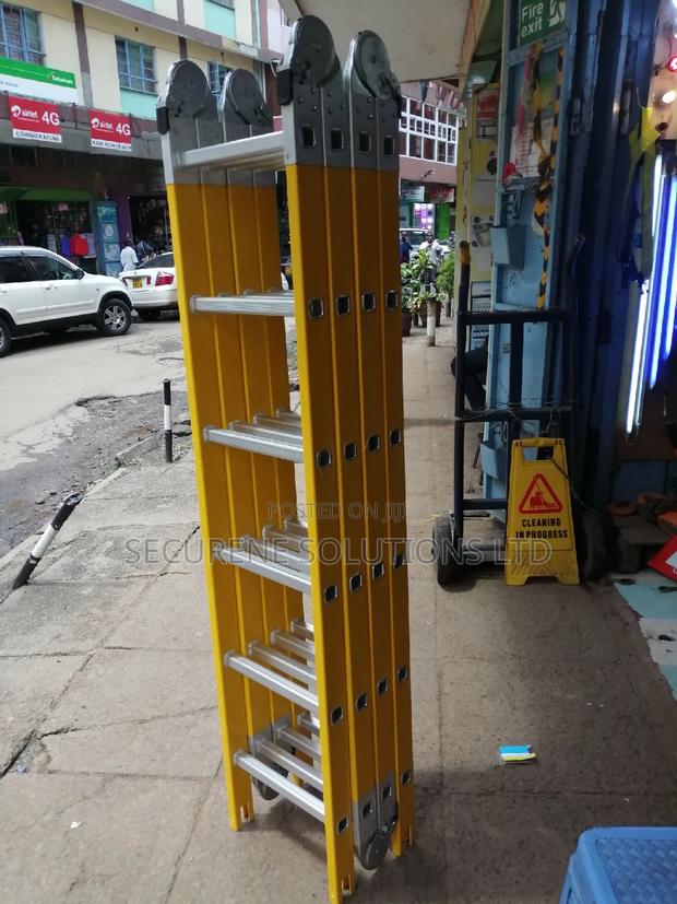 Fibre Glass 24ft Multipurpose Ladder - thumbnail 3