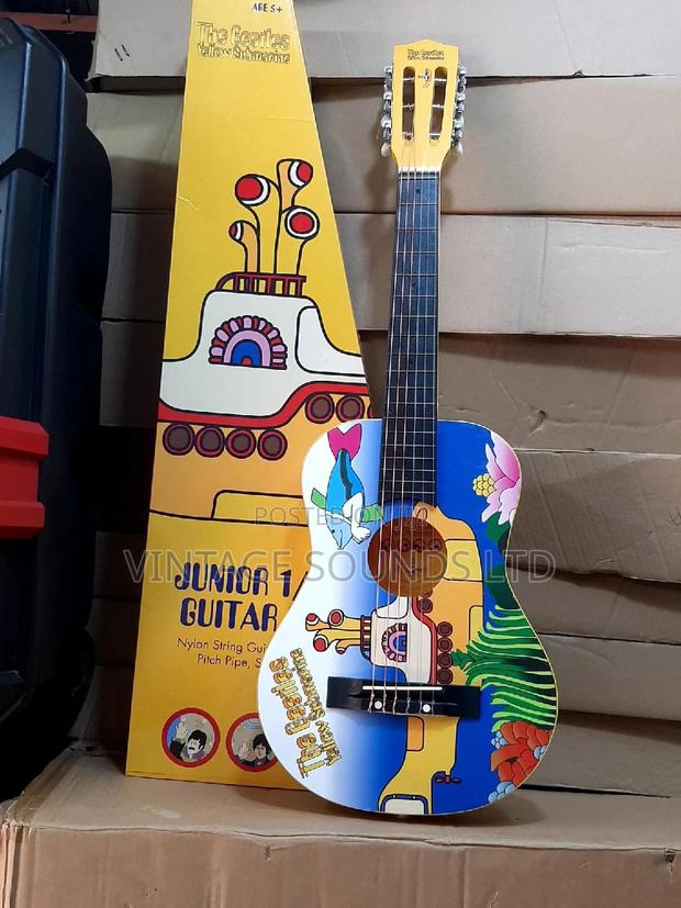 1/2 Size Guitar - thumbnail 3