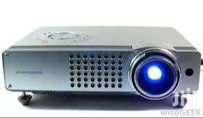 EXUK  PROJECTORS - thumbnail 4