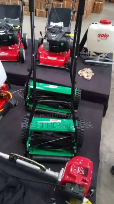 Manual Lawn Mower