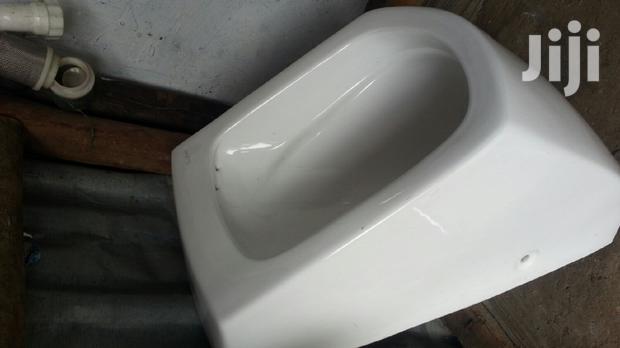 Urinal Bows Unique Looks - main view