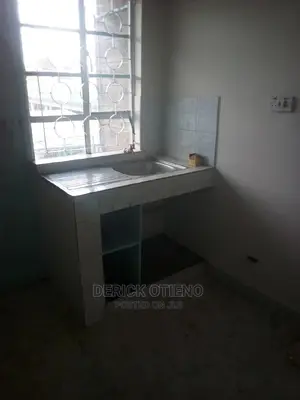 Two Bedroom to Let in Woodly