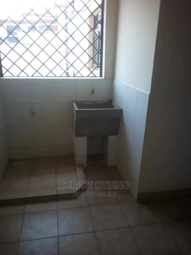 Executive Two Bedroom With Dining Room Plus Sq to Let in Kilimani