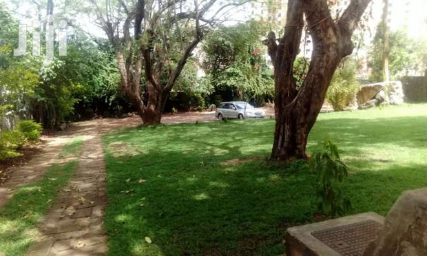 Selling 1 Acre In Riverside Flat Land.