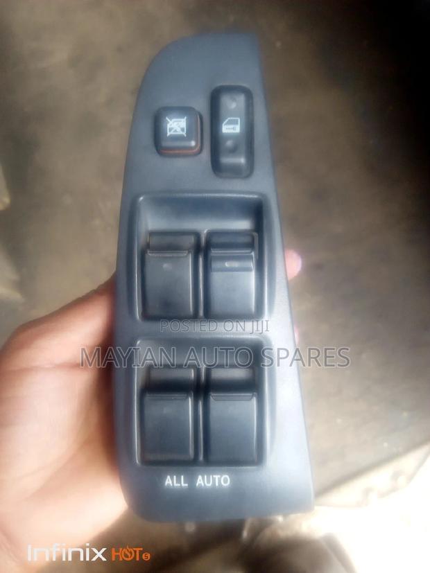 Main Switch Toyota Avensis.