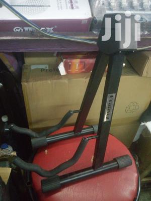 Guitar Stand - thumbnail 2