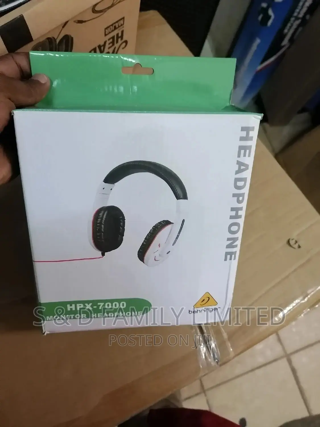 Behringer Hpx7000 Headphones.