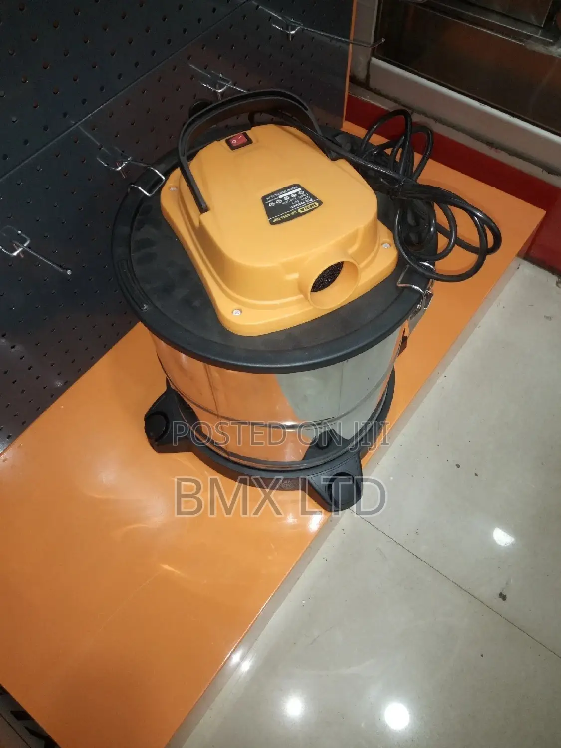 Vacuum Cleaner
