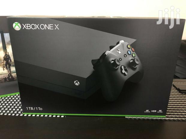 Xbox One X Used 1tb - main view