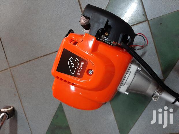 4 Bladed High Quality Brush Cutter - thumbnail 2