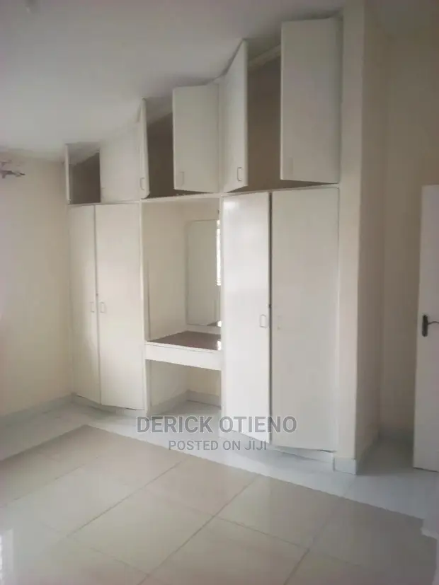 Executive Bedsitter to Let in Kilimani