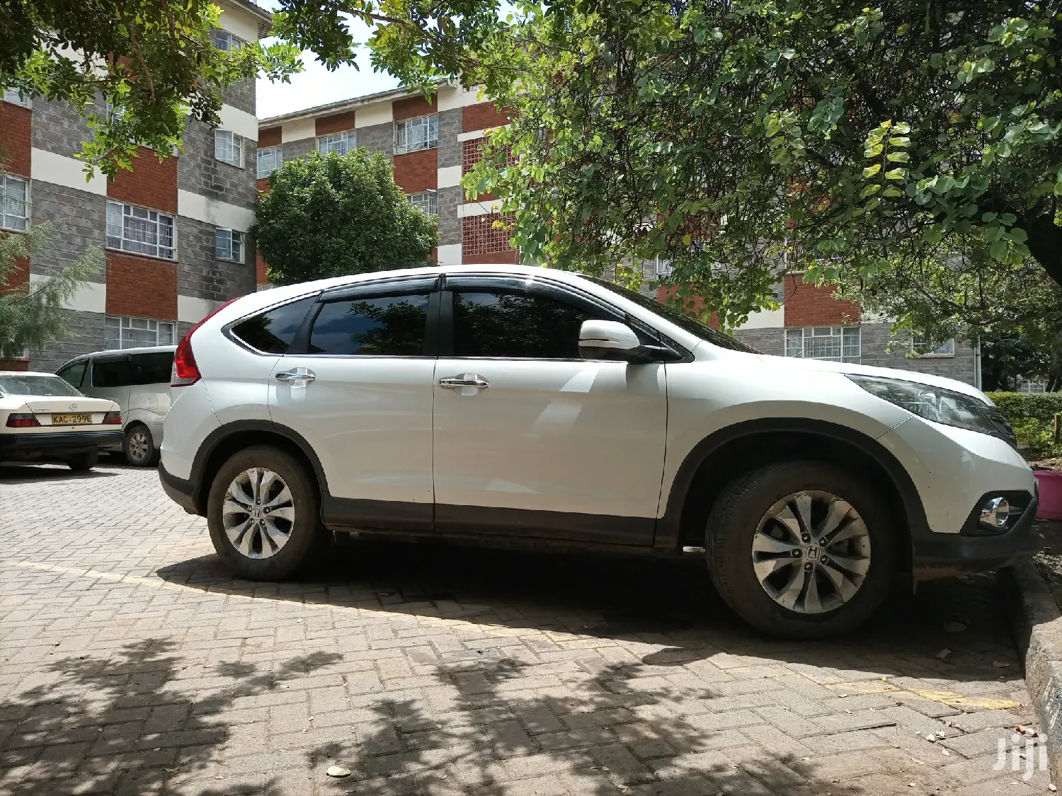 Presidential Llumar Car Tint