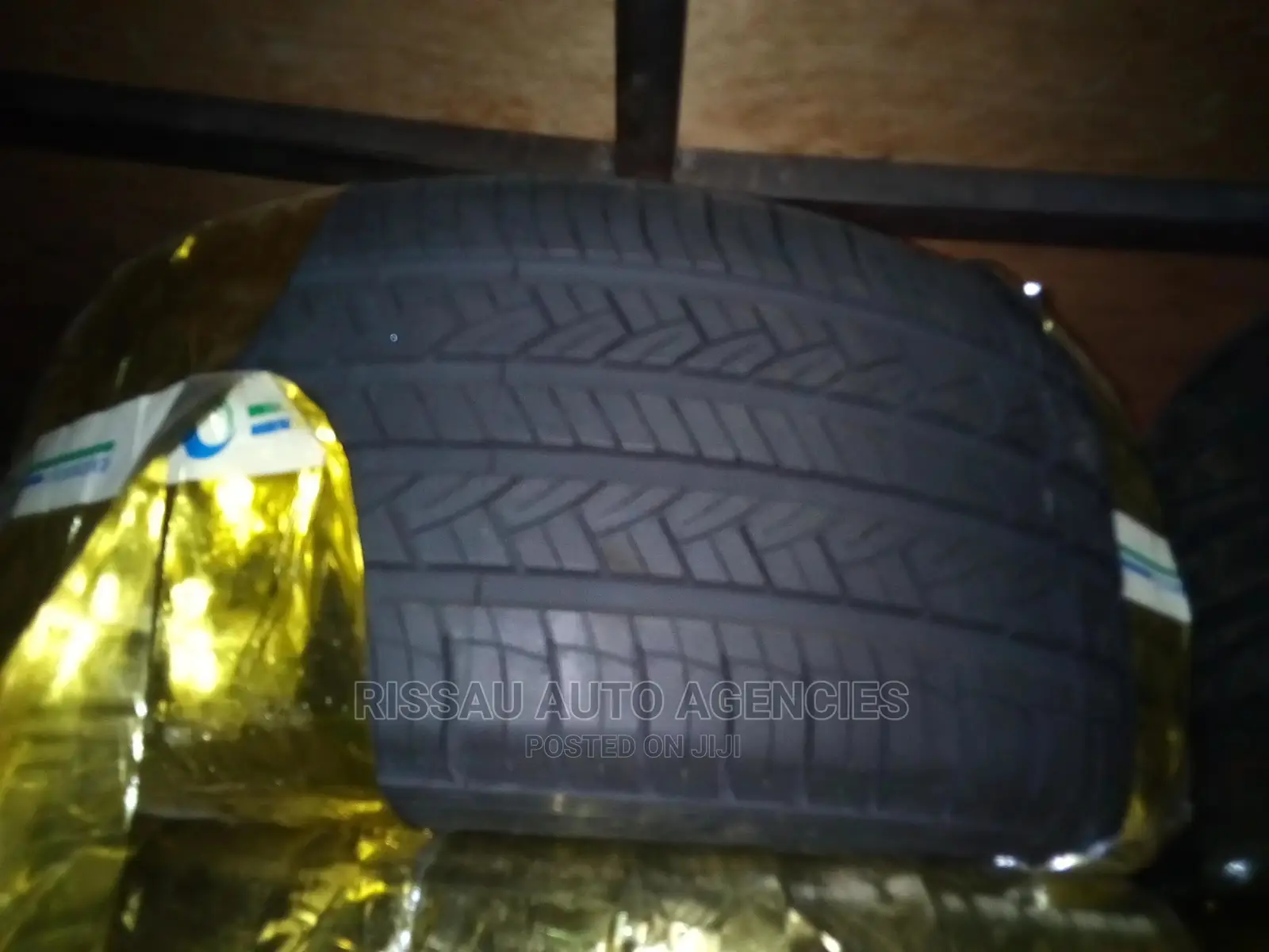 235/55 R 18 Maxtrek Tyres
