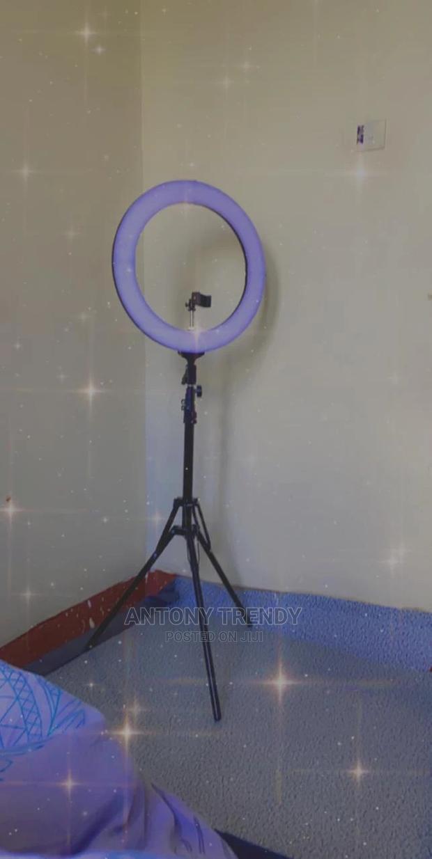 Dimmable Ring Light - main view