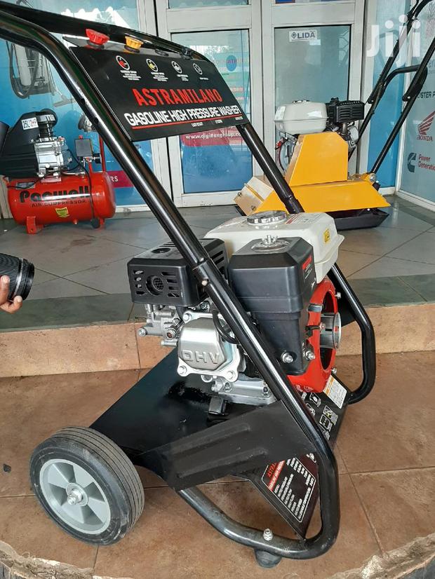 2700psi Gasoline Pressure Washer Machine - main view