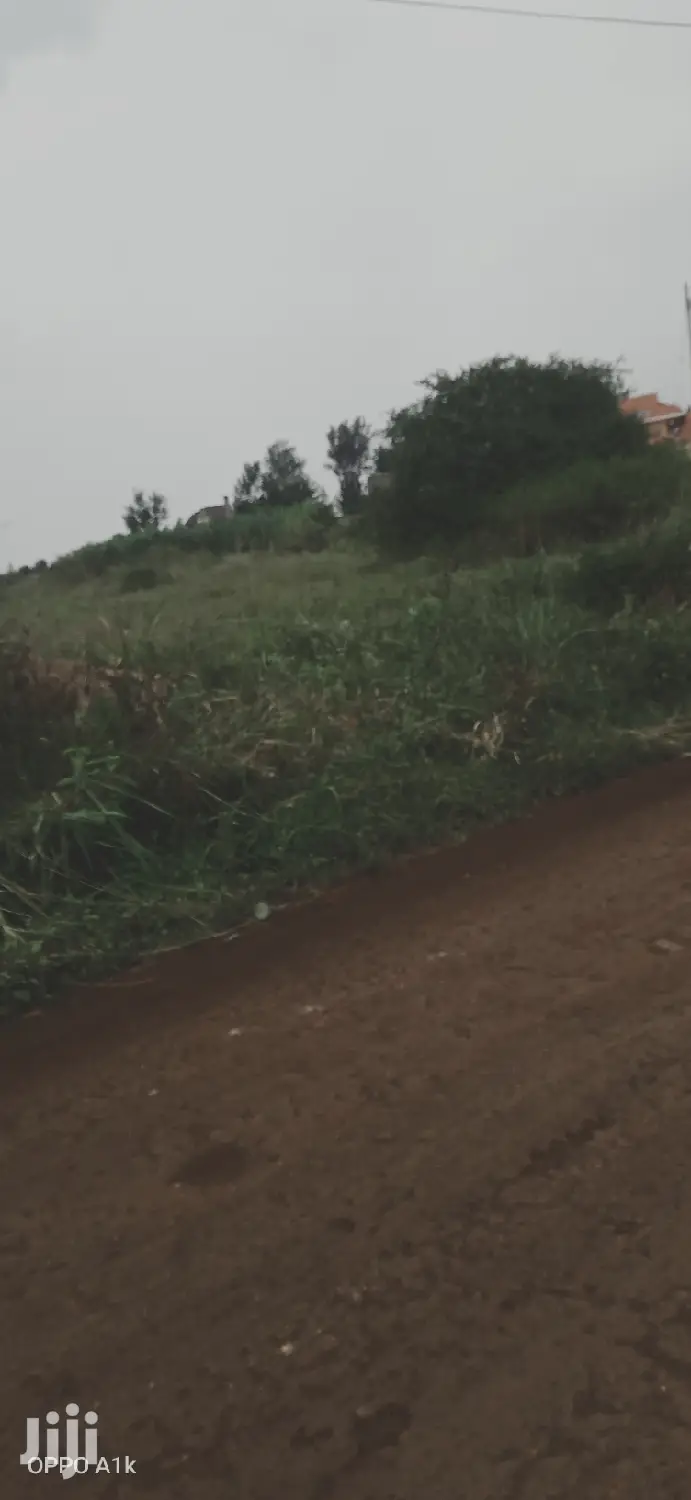 Selling 1/2 Acre in Kiukenda Off Kamiti Rd.