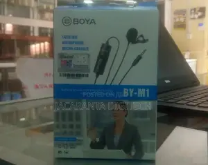 Boya by-M1