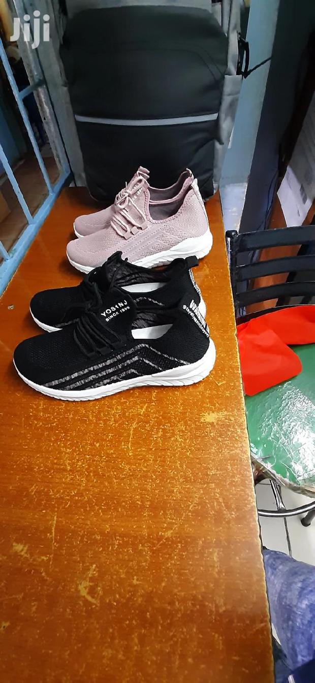 Sneakers Stylish