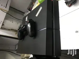 Ps4 Standard Pre Owned