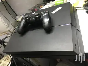 Ps4 Standard Pre Owned