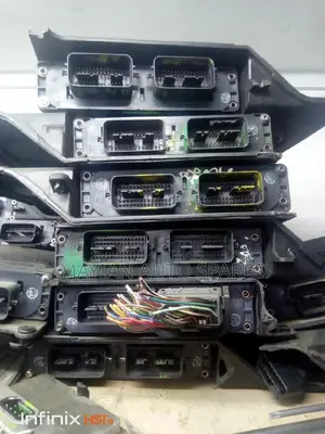 Engine Computers For Mazda Demio, Axela, Premac,Familia..