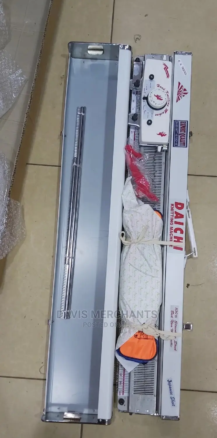 Daichi Knitting Machine