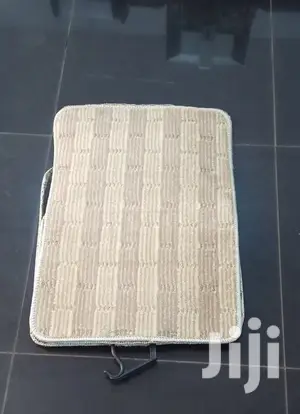 New Woolen Car Floor Mats, Free Delivery Within Nairobi Town.