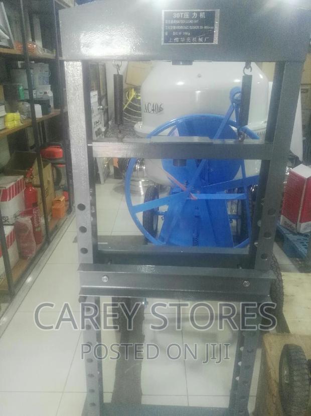 Hydraulic Press Machine - main view