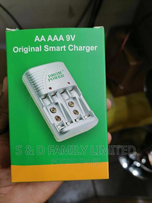Drom Power 9v, AAA, AA Battery Charger - thumbnail 5