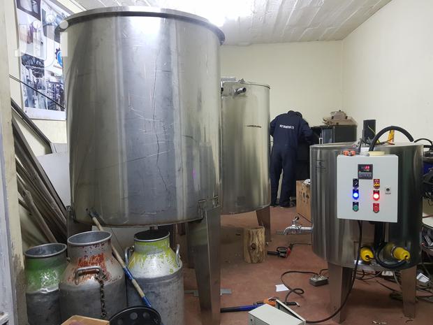 Milk Tanks - thumbnail 2