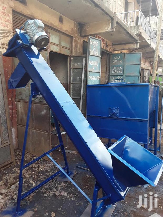 Powder Soap Mixer With Conveyor Belt