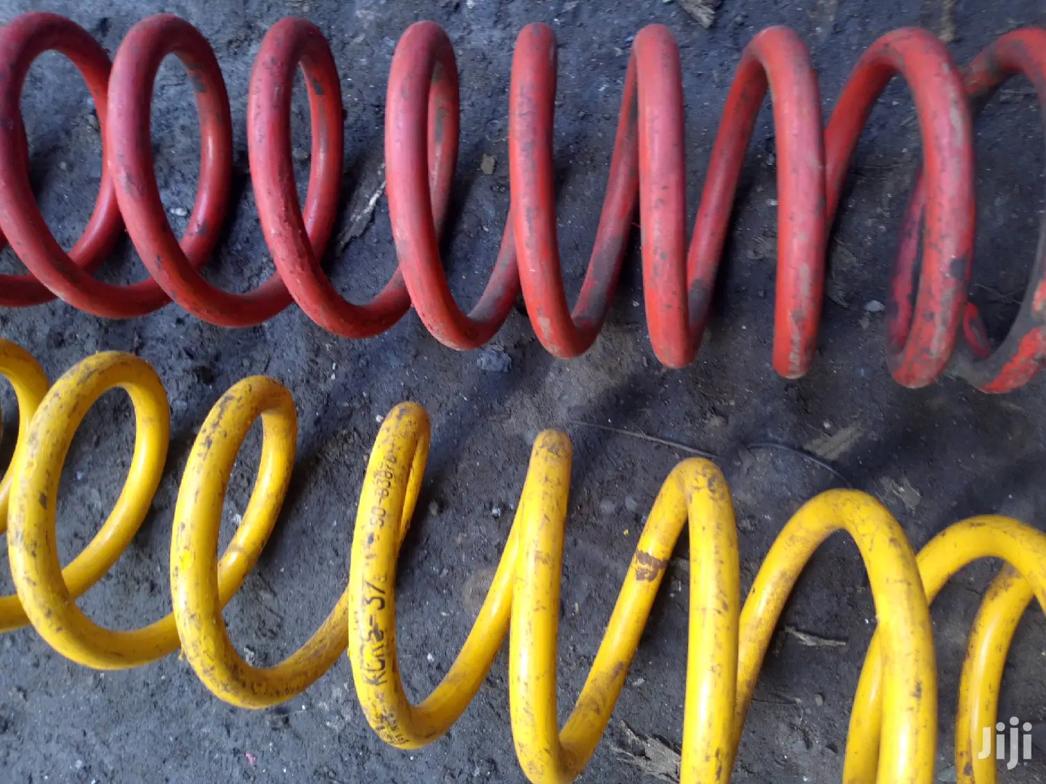 Heavy-duty Coil Springs For Mazda Demio
