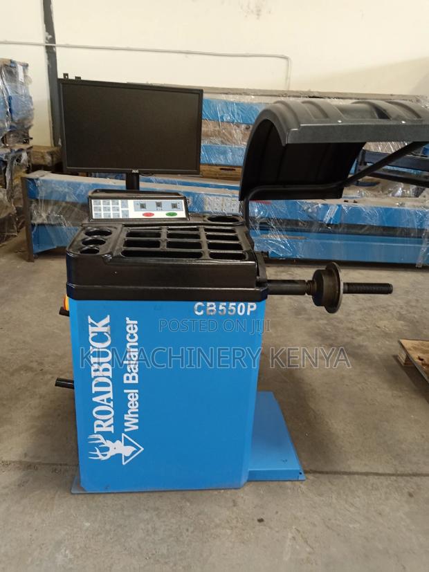 Roadbuck Cb250p Digital Wheel Balancer – Precision Meets Performance! - thumbnail 2